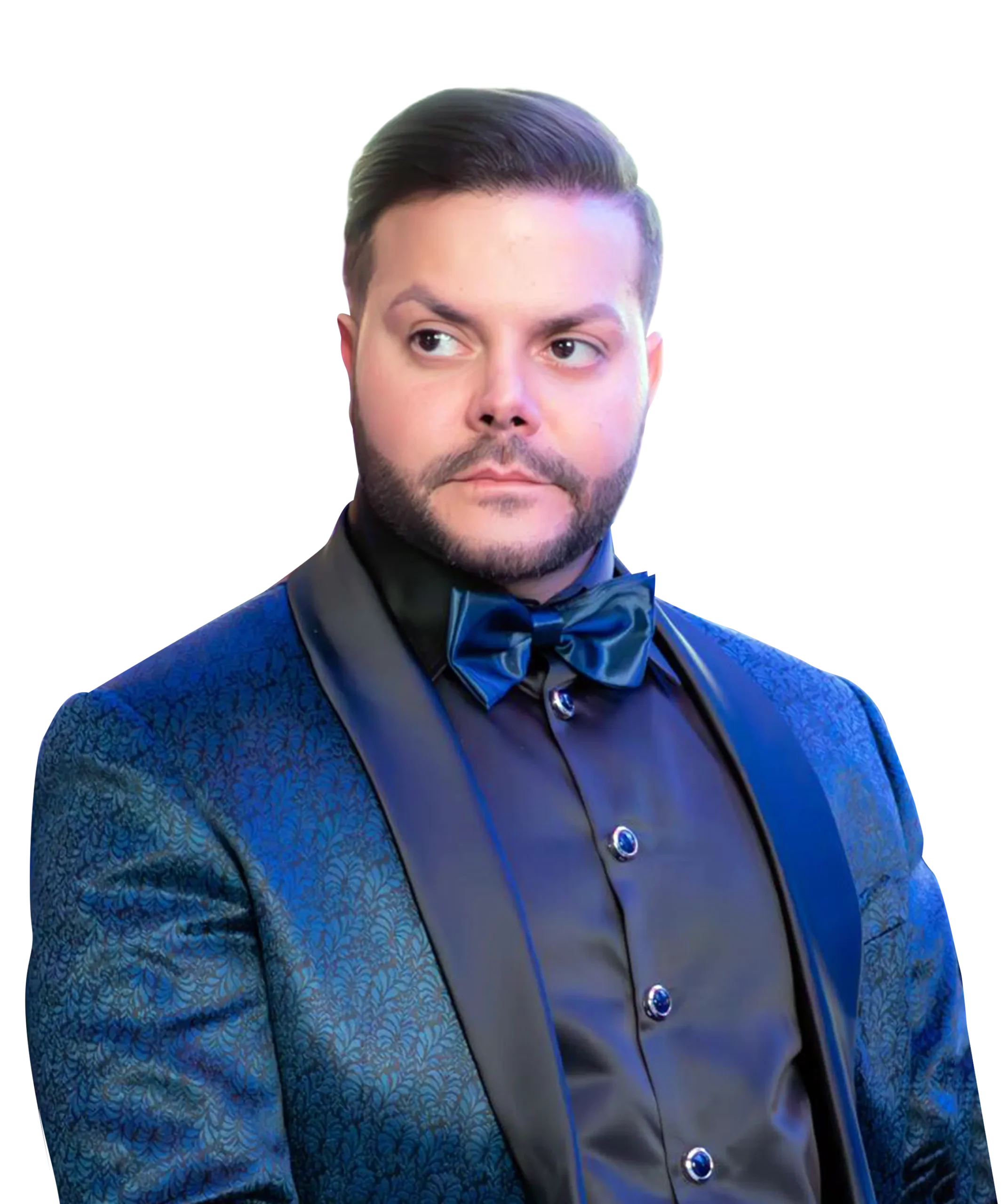 Fotografia de plano medio del fundador de Grupo Hammer Austin Piñate